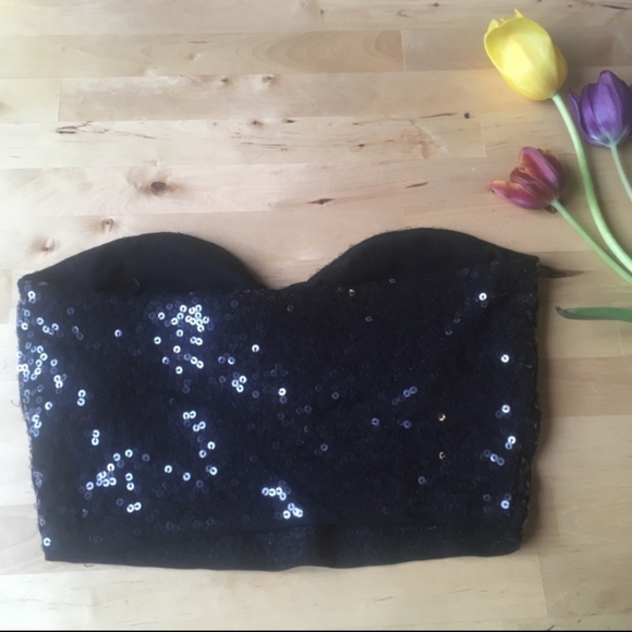 Express bandeau top with sequins - Picture 2 of 5